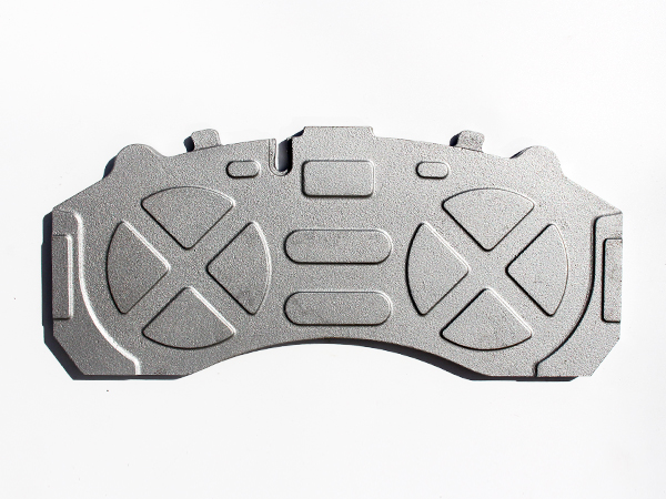 大巴鋼背運(yùn)輸時(shí)如何避免顛簸造成的碰撞現(xiàn)象？